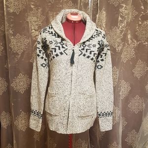 Winter sweater 30% wool and 70% acryilc